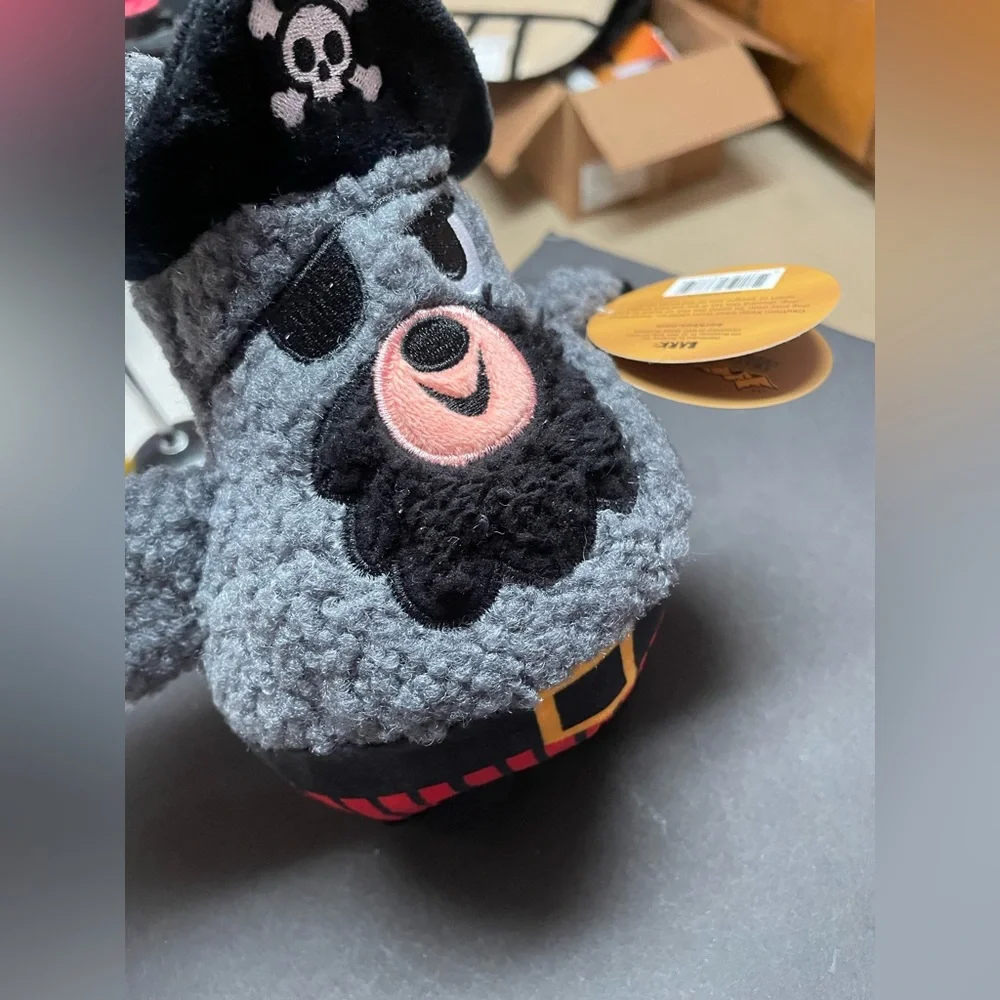 Bark The Dread Pirate Black Bear-D Dog Plush Squeak Toy, size L